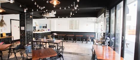 含每日歐陸早餐