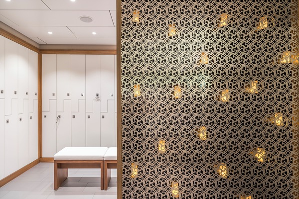 Couples treatment rooms, sauna, hot tub, steam room, Turkish bath