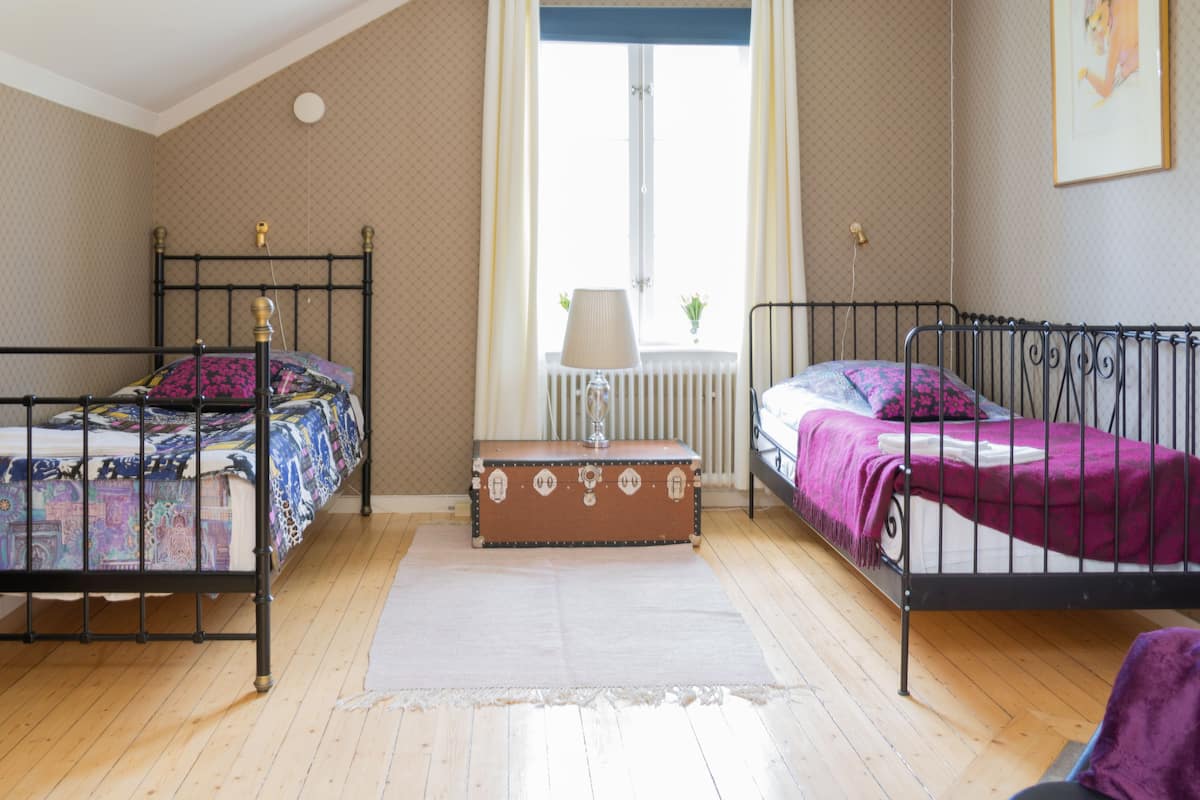 classic double or twin room, shared bathroom | free cots/infant beds, rollaway beds, free wifi, bed sheets