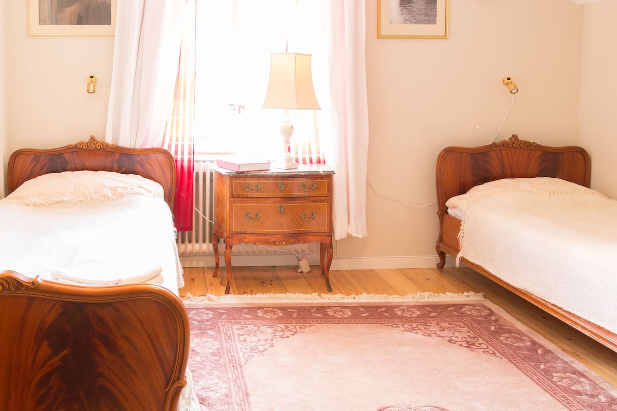 classic double or twin room, shared bathroom | free cots/infant beds, rollaway beds, free wifi, bed sheets