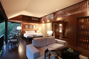 Kaew 1 Bedroom Villa | Living area