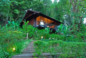 Property grounds - Vanilla Hill (Hang Dong)