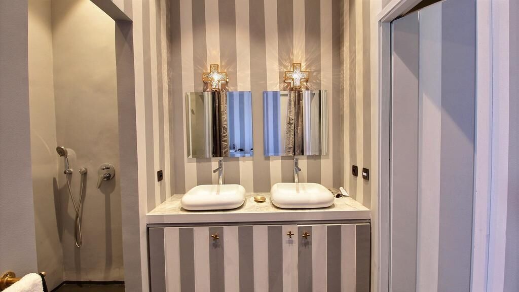 Photo - Riad Goloboy