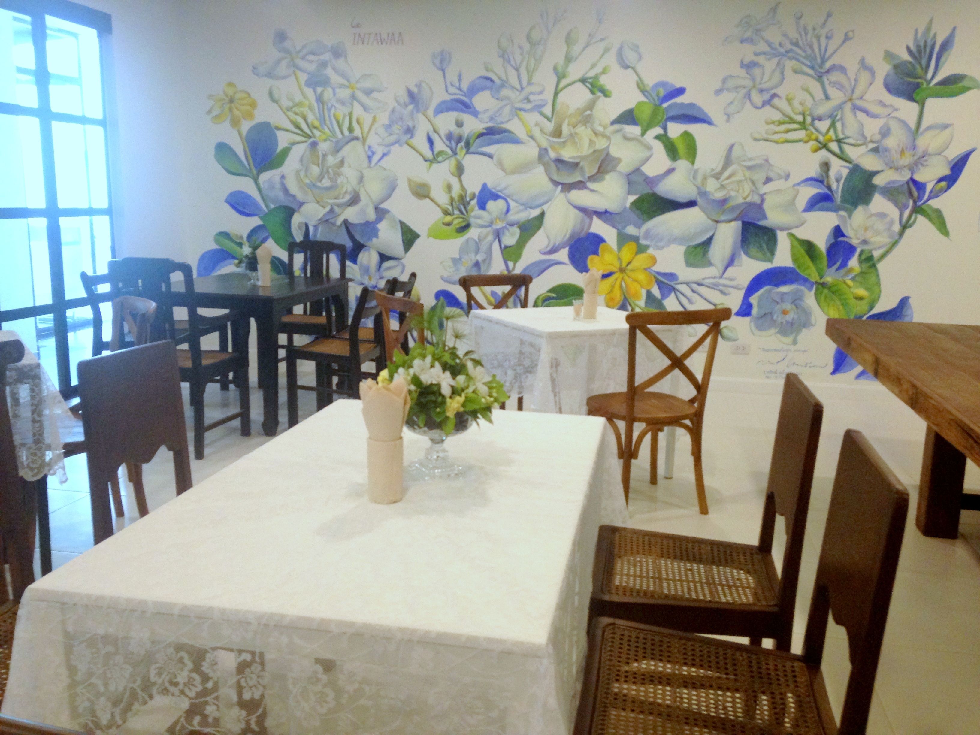 breakfast, lunch, dinner served; thai cuisine, garden views