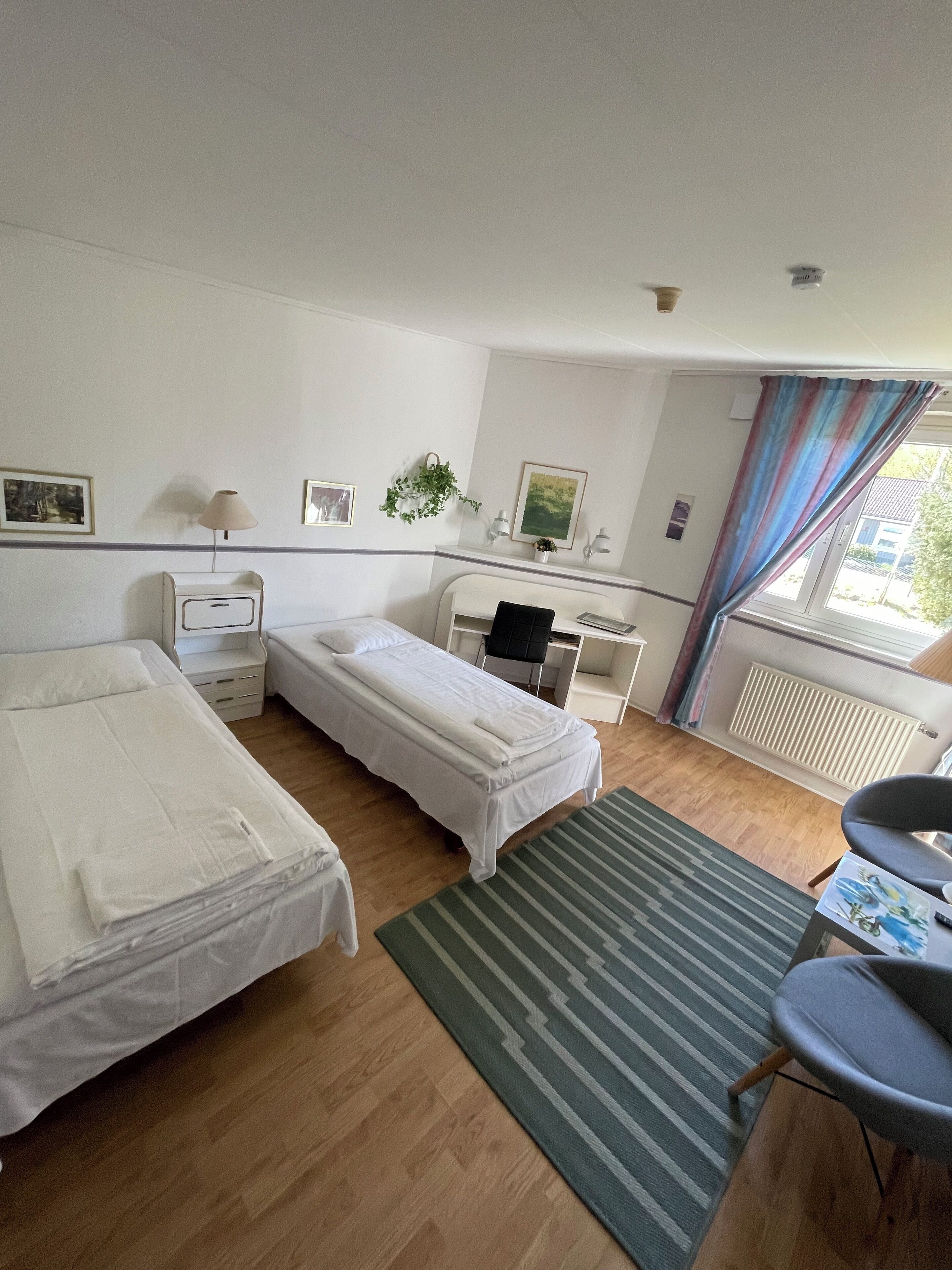Twin Room | Premium bedding, desk, soundproofing, free WiFi