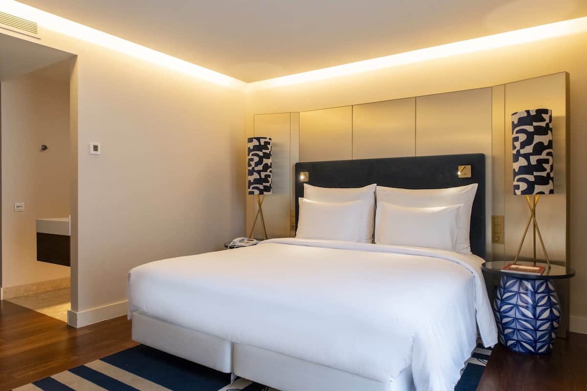 1 habitación, ropa de cama de alta calidad y minibar