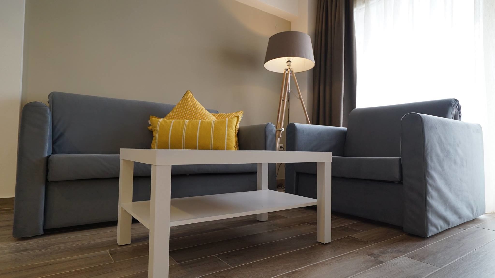 suite | living room | lcd tv