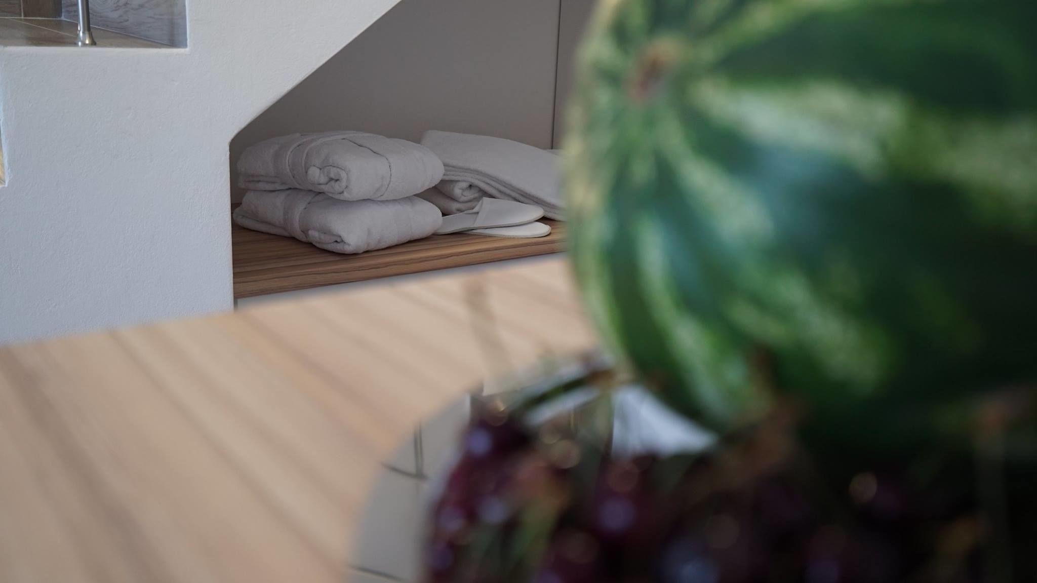 suite | room amenity