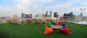 View from property - Witchuwan Sport & Spa Apartel (Bangkok)