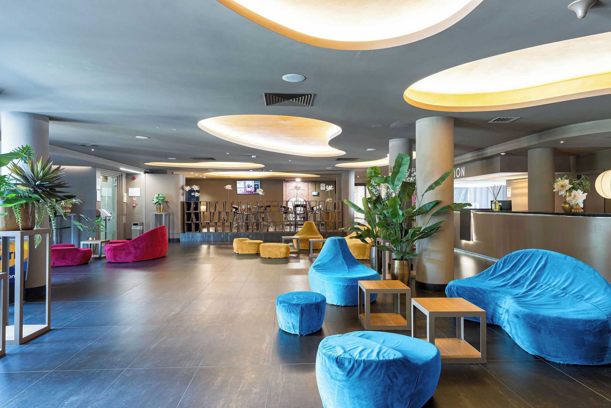 Coin salon dans le hall