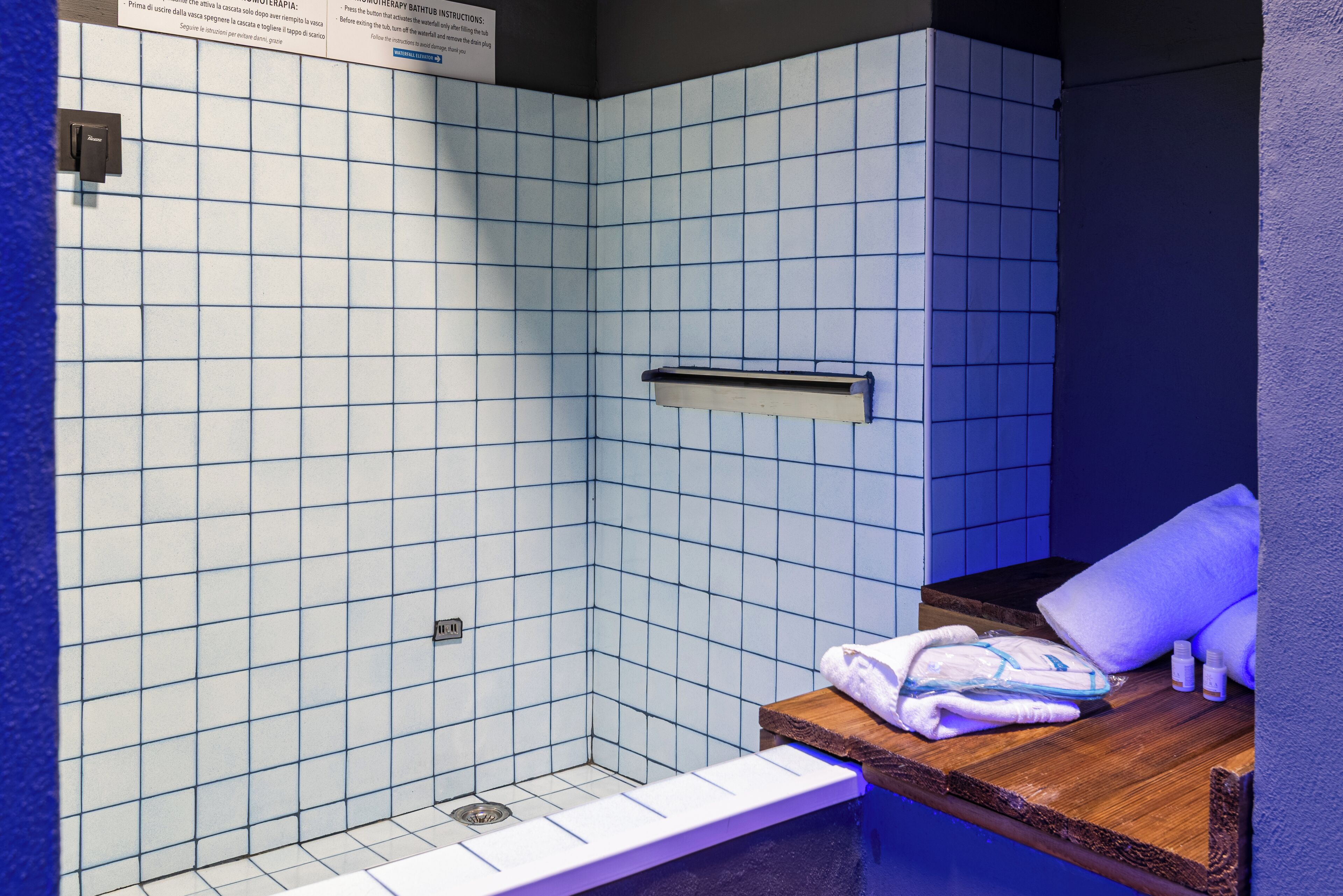 Suite | Bagno | Asciugacapelli, bidet, asciugamani, sapone