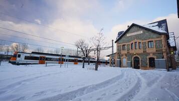 Pintu masuk properti