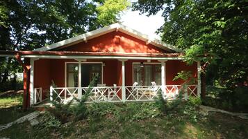 Bungalow | Ilmaiset vauvansängyt, lisävuoteet, ilmainen Wi-Fi, pääsy pyörätuolilla