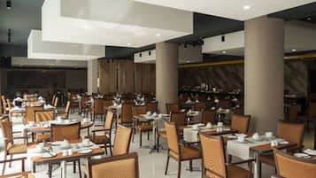 Daily buffet breakfast (USD 14 per person)