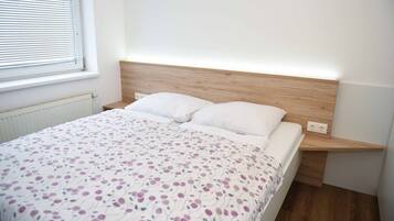 Apartment, Kitchen, City View (Cleaning Fee Included) | 1 bedroom, individually decorated, individually furnished, desk