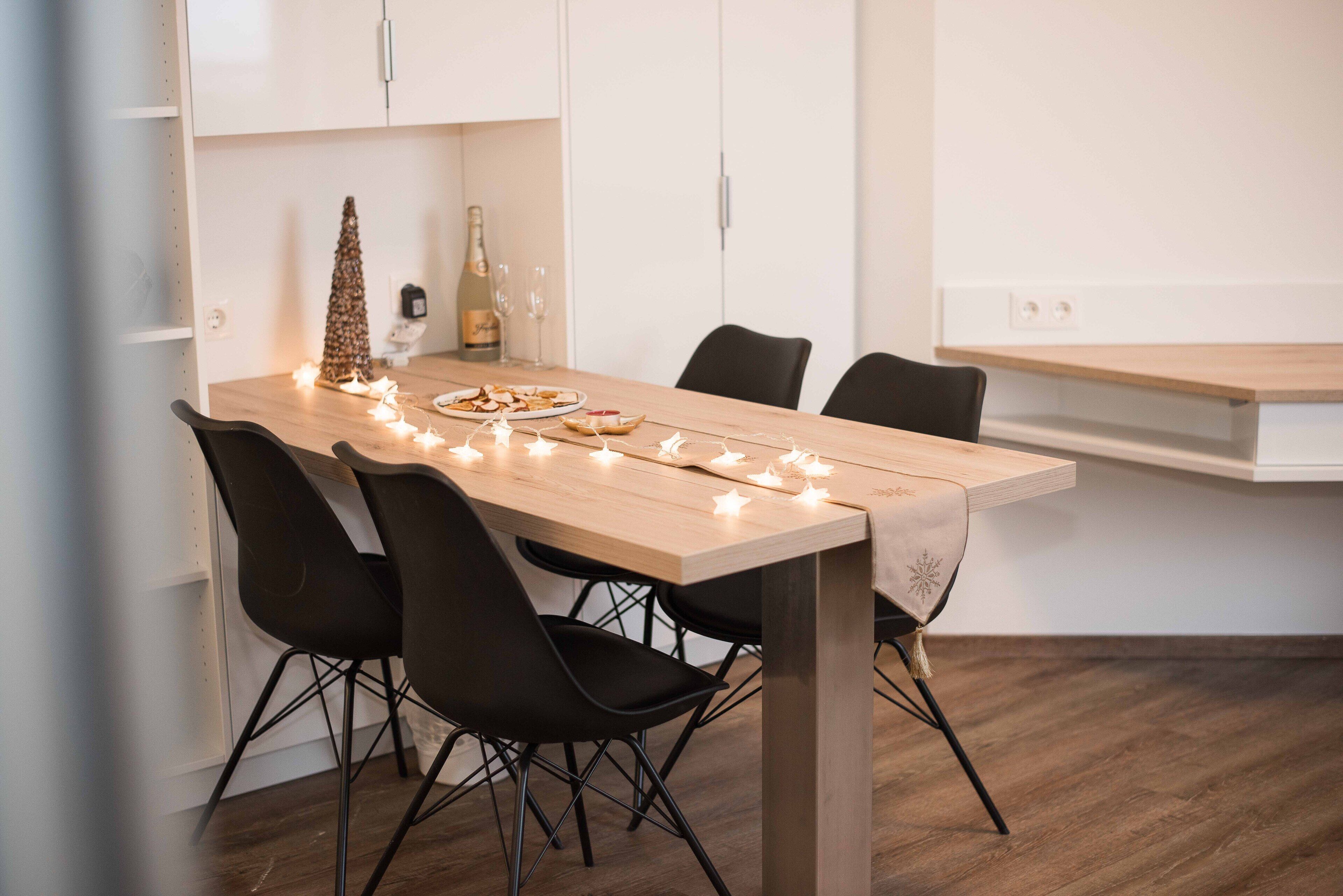 Apartment, Kitchen, City View (Cleaning Fee Included) | In-room dining