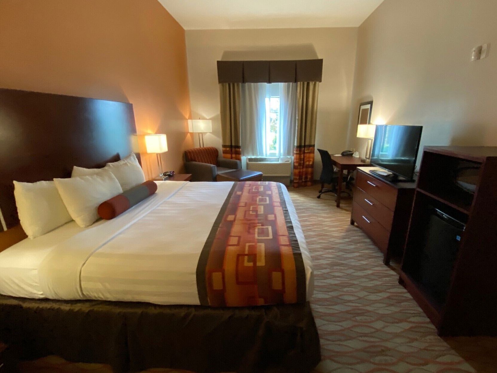 Pillowtop beds, desk, laptop workspace, iron/ironing board
