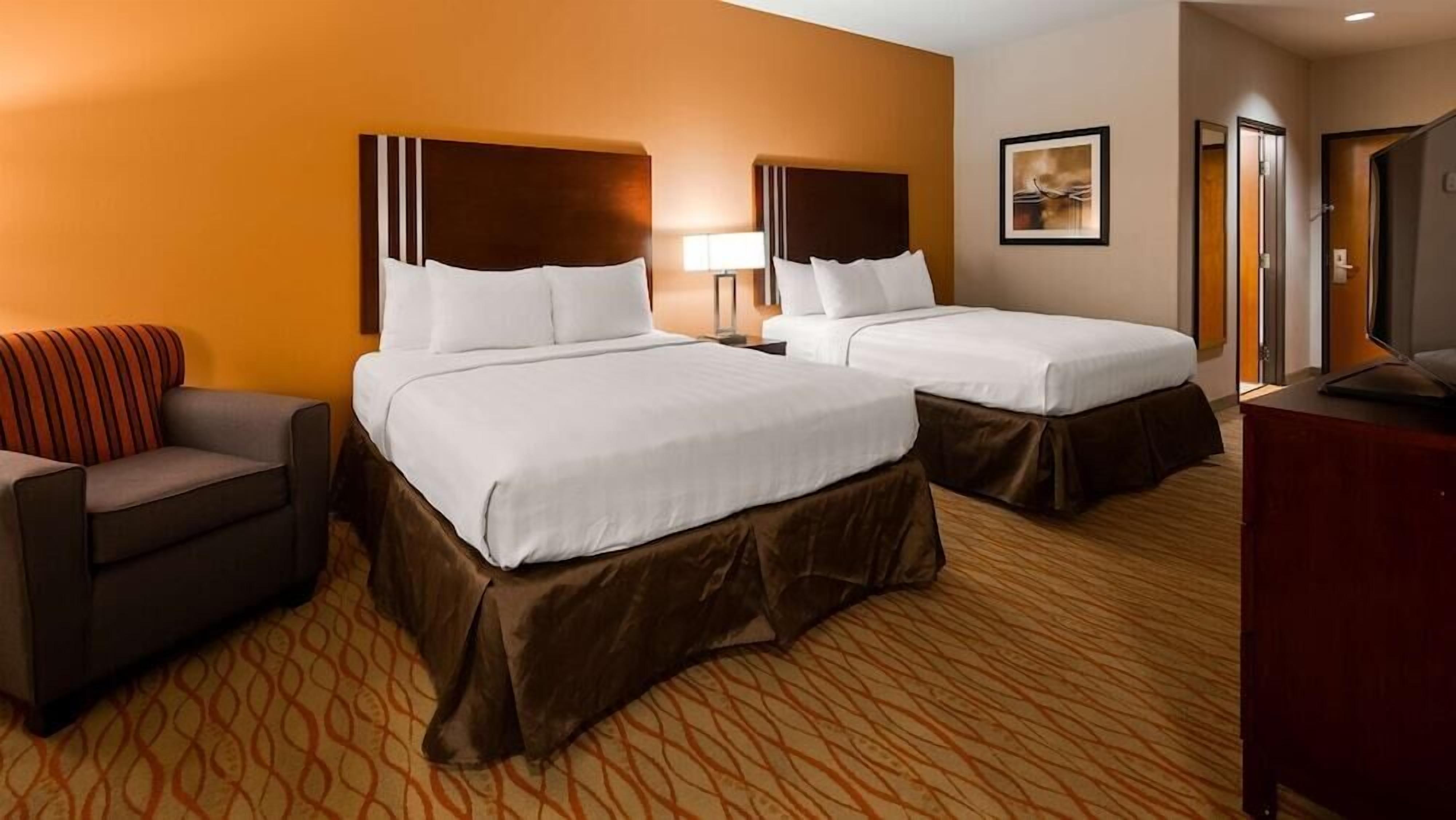 Pillowtop beds, desk, laptop workspace, iron/ironing board