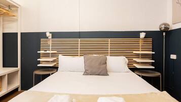 Habitació doble superior | Cortines opaques, wifi gratuïta i roba de llit