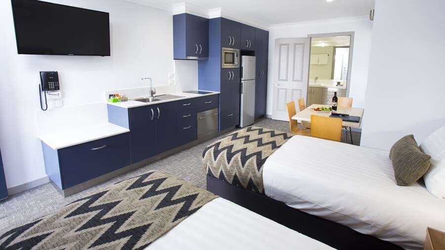 Altitude Motel Apartments