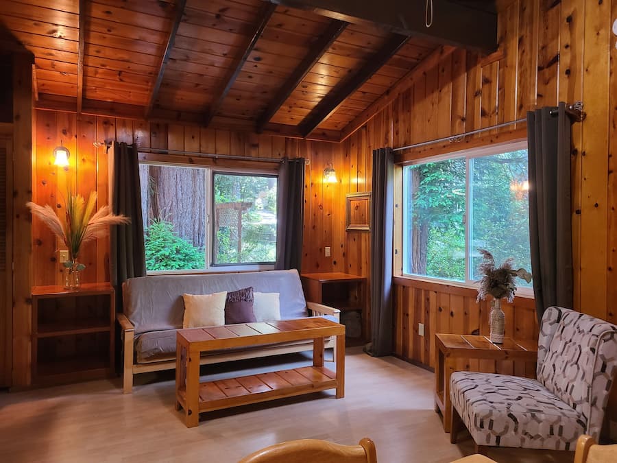 Cottage Deluxe, 1 camera da letto, caminetto, lato giardino (Cottage 11B) | Con stile personalizzato, con arredamento individuale, tende oscuranti