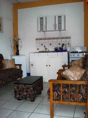 Apartment, 1 Bedroom | Living area | TV - Apartamentos Los Angeles Managua (Managua)
