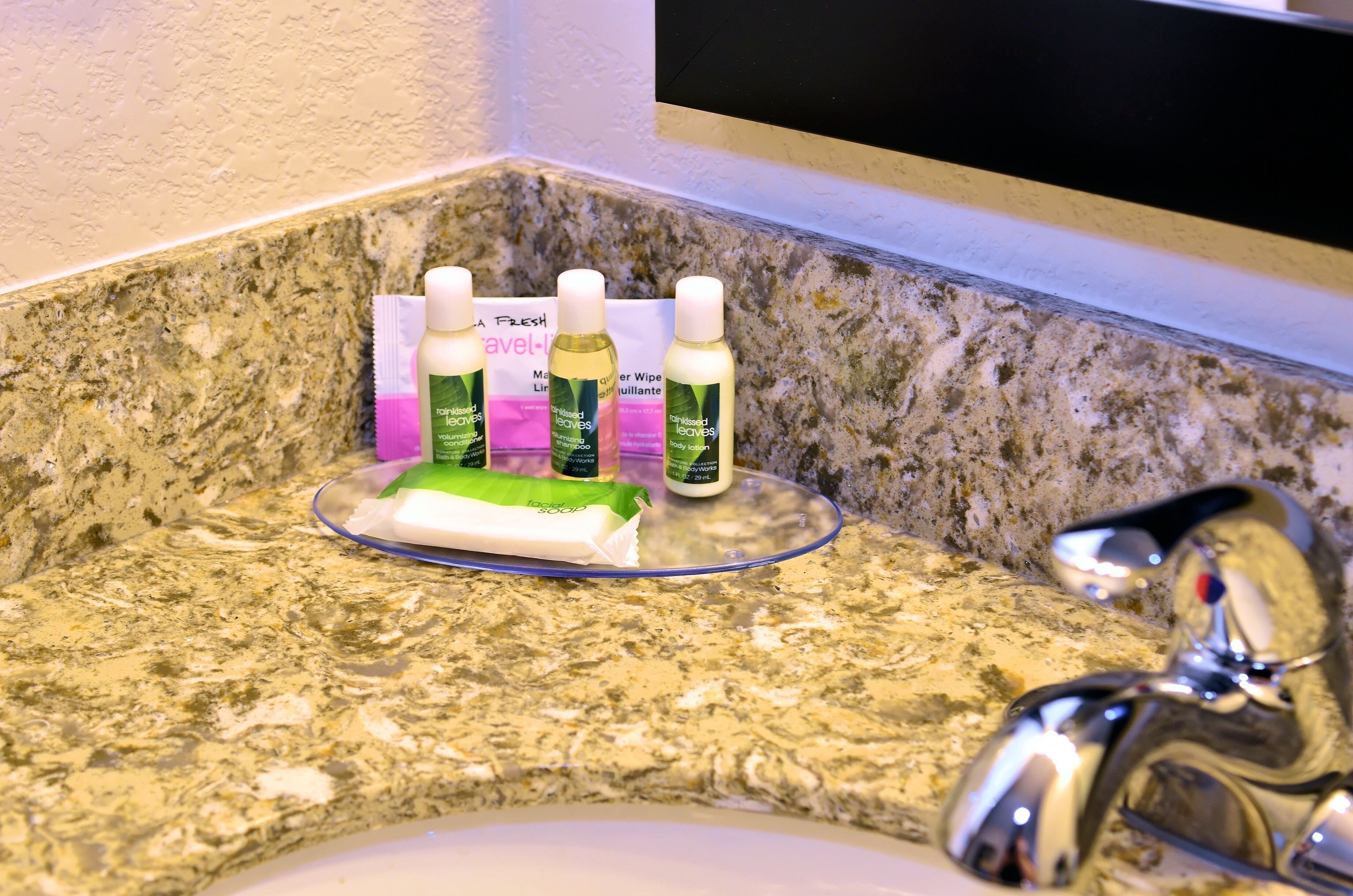 studio, 1 king bed with sofa bed, non smoking | premium bedding, desk, laptop workspace, iron/ironing board