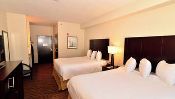 Ropa de cama de alta calidad y escritorio