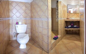 Zimmer, Strandblick (#6) | Badezimmer