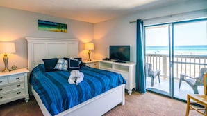 Condo, 2 phòng ngủ, ban công (Bedroom House Gulfside) | Bàn ủi/dụng cụ ủi quần áo 
