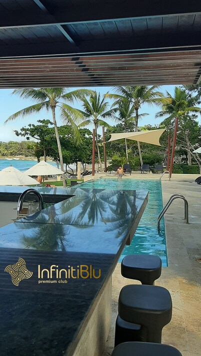 Instyle Residences at Infiniti Blu