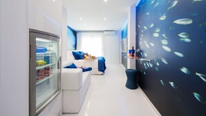 Double Room, Balcony (Lateral Sea View) | Living area | 48-inch flat-screen TV with satellite channels, TV - Wavia Hotel - Adults Only (Las Palmas de Gran Canaria)