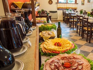 Buffet - Pousada Águia Dourada (Camanducaia)