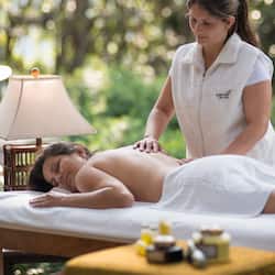 Trị liệu toàn thân, liệu pháp hương thơm, massage đá nóng