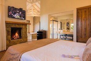 Superior Suite | 1 bedroom, premium bedding, minibar, in-room safe - Kuriuwa Hotel (Camanducaia)