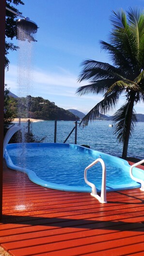 Outdoor pool - Ocean Green Flats (Angra dos Reis)