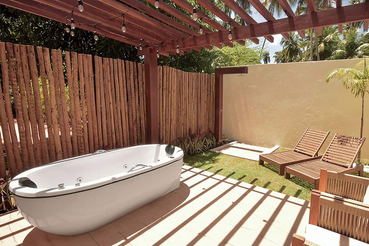 Suíte Jardim com Ofurô | Private spa tub