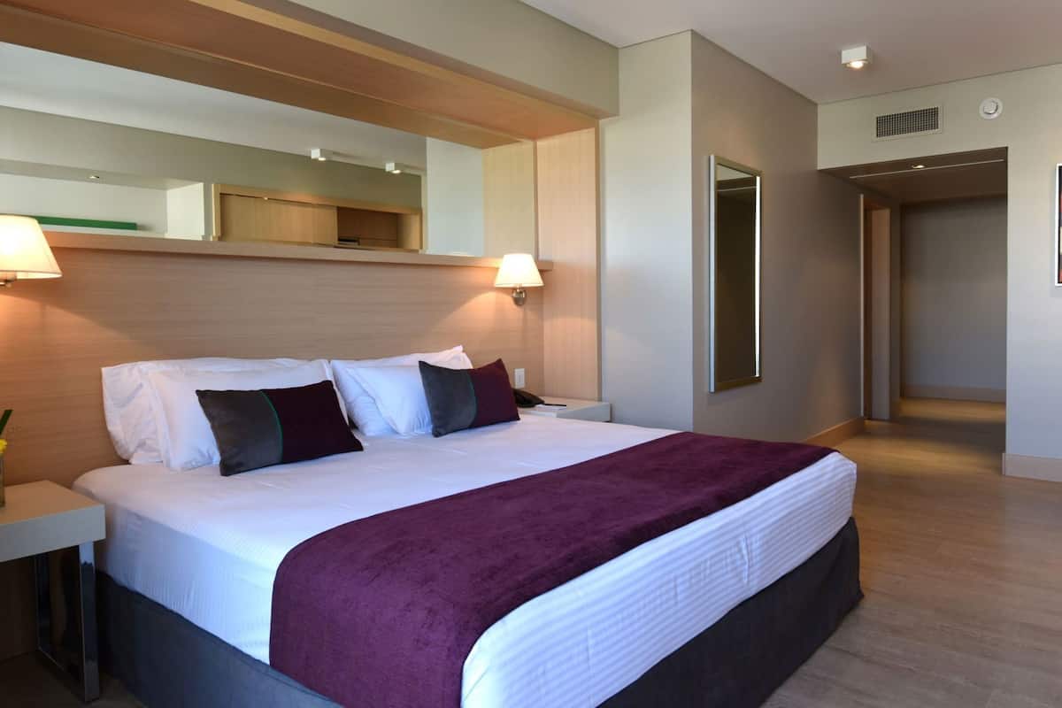 Minibar, in-room safe, blackout drapes, soundproofing