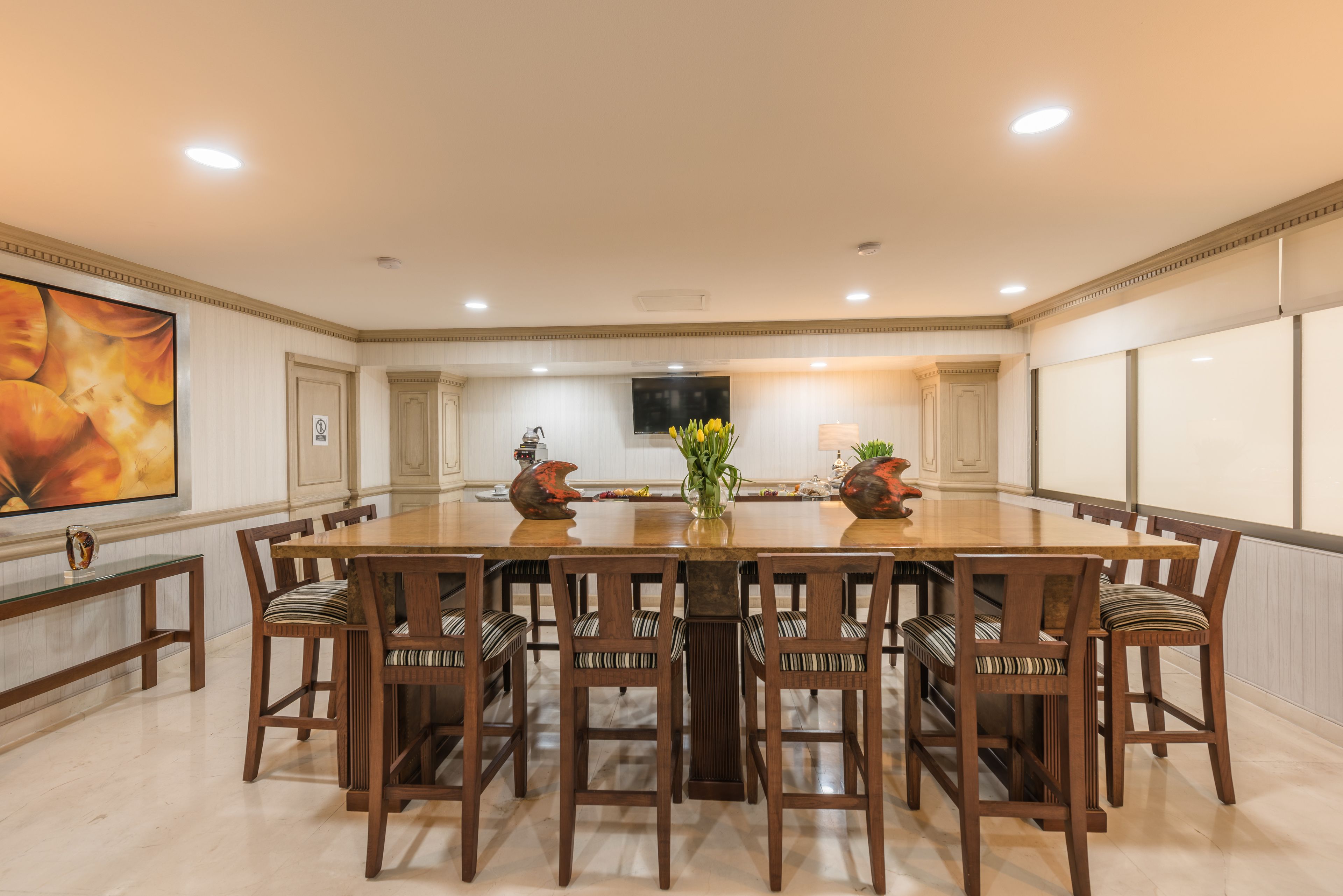 Breakfast area