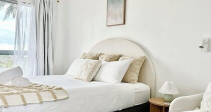 Mollymook Ocean View Motel - Welcoming Guests 18 Years and Older