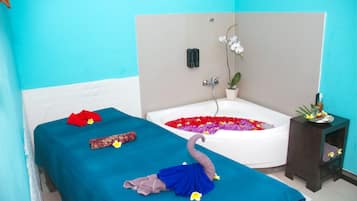 Couples treatment room(s), hot tub, body treatments, aromatherapy