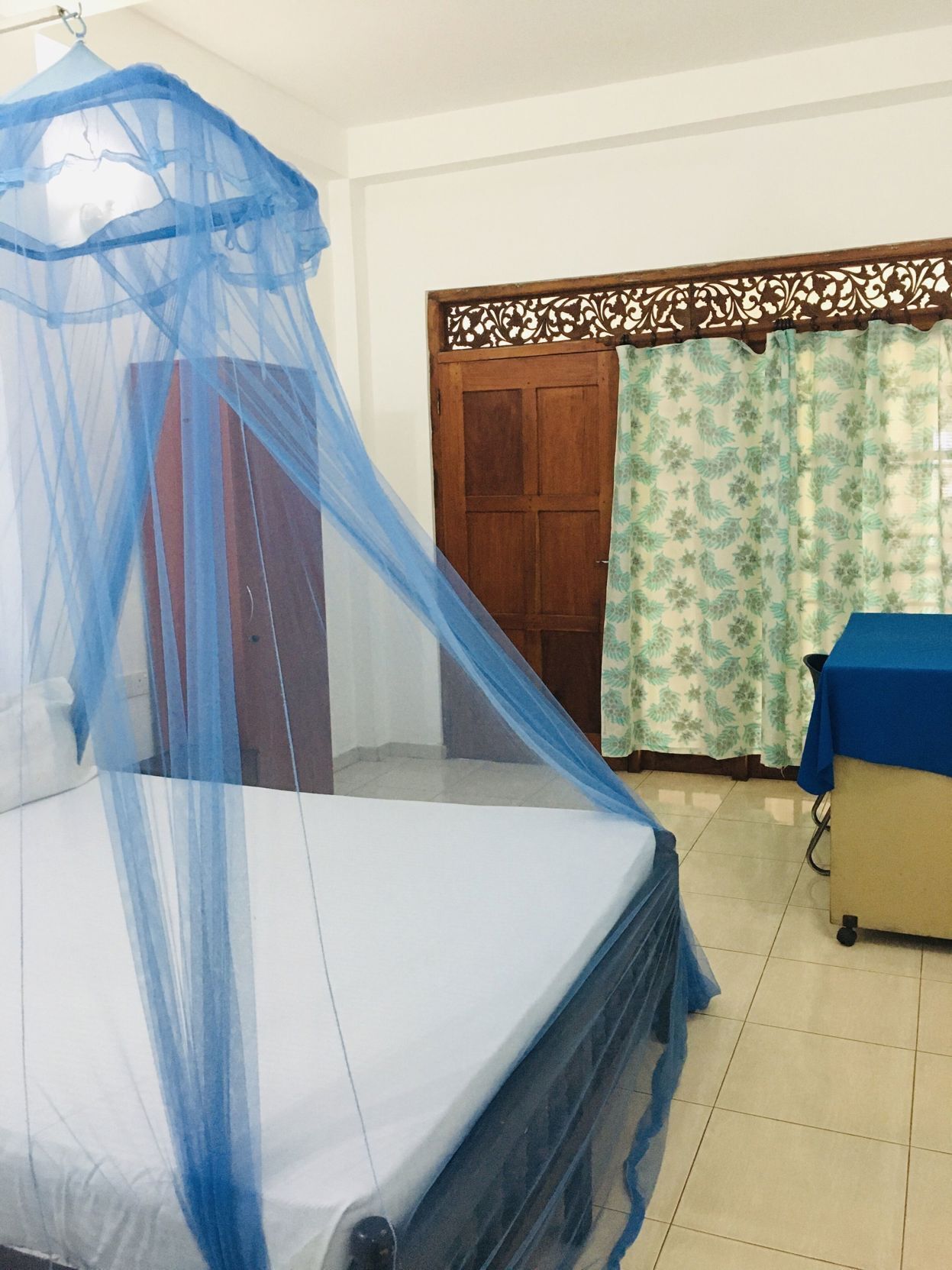 Roba de llit d'alta qualitat, caixa forta a l'habitació i escriptori 