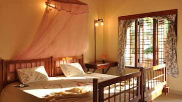 Classic Double Room, Balcony, Garden View