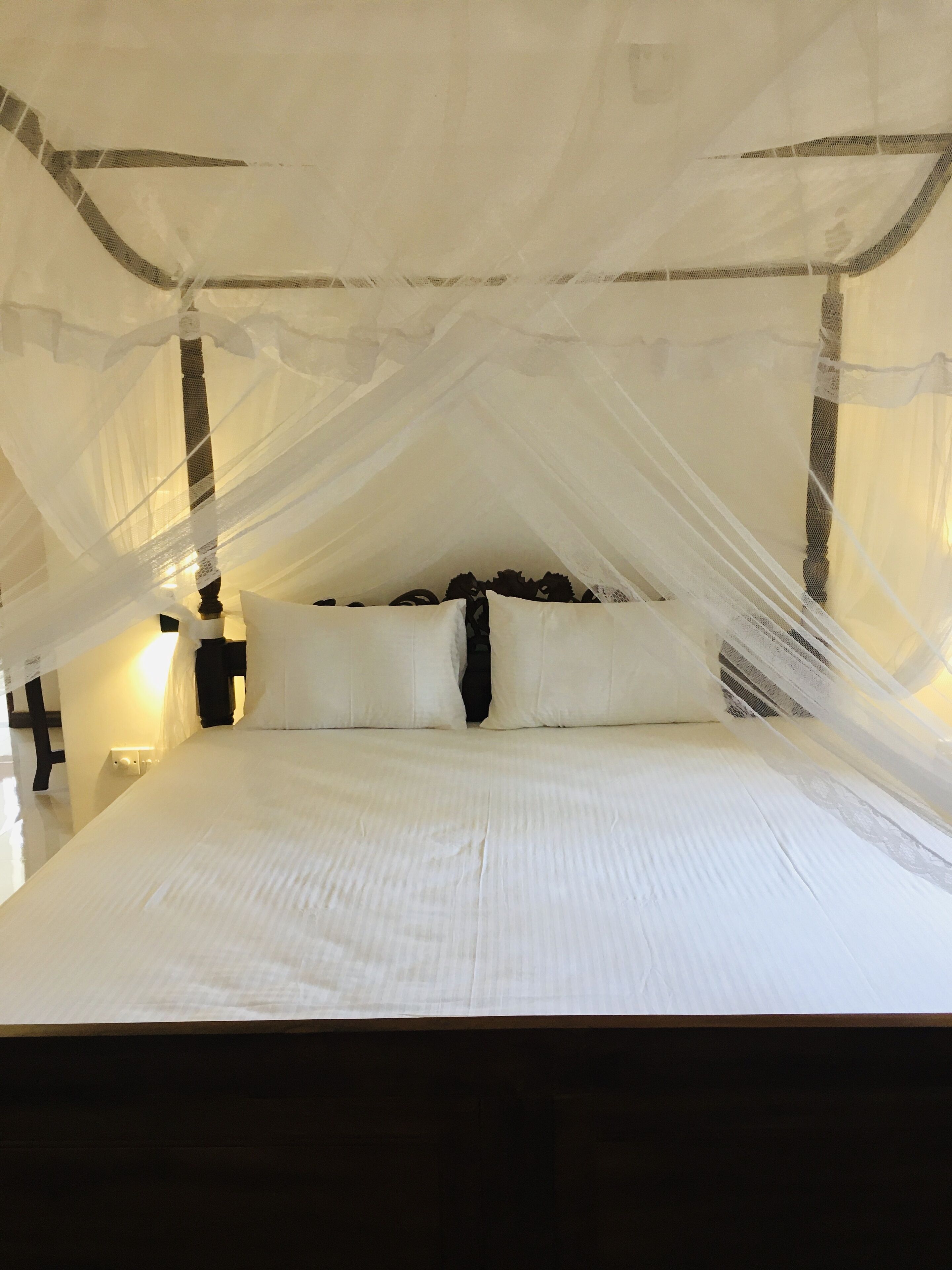 Roba de llit d'alta qualitat, caixa forta a l'habitació i escriptori 