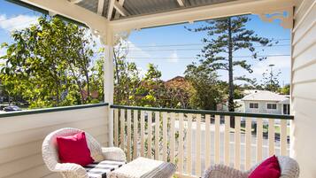 Deluxe Double Room (London) | Terrace/patio