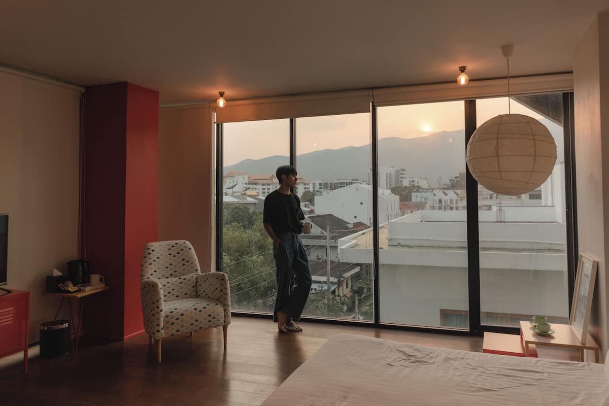 Artist Signature Room By Thanachai (Pod) | Minibar, in-room safe, desk, blackout drapes