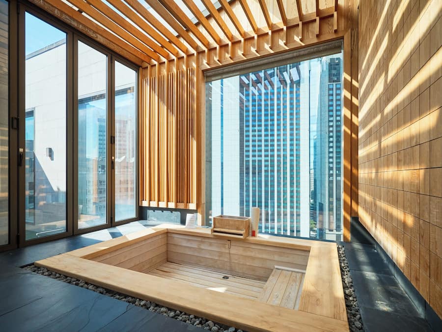 Crown Park Suite with Private Terrace & Hot tub(Highest Floor) | Terraço/pátio