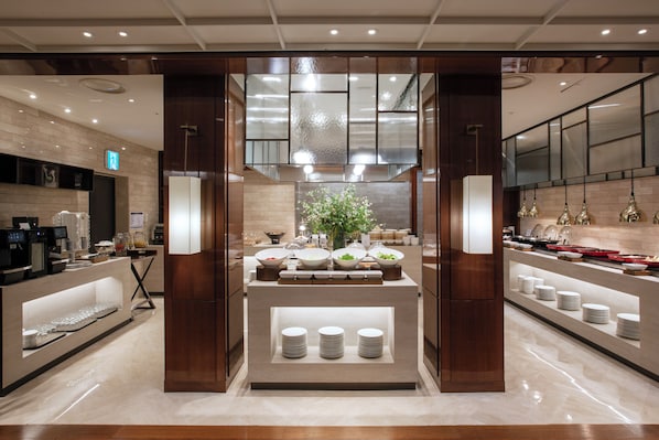 Breakfast served - Crown Park Hotel (Seoul)