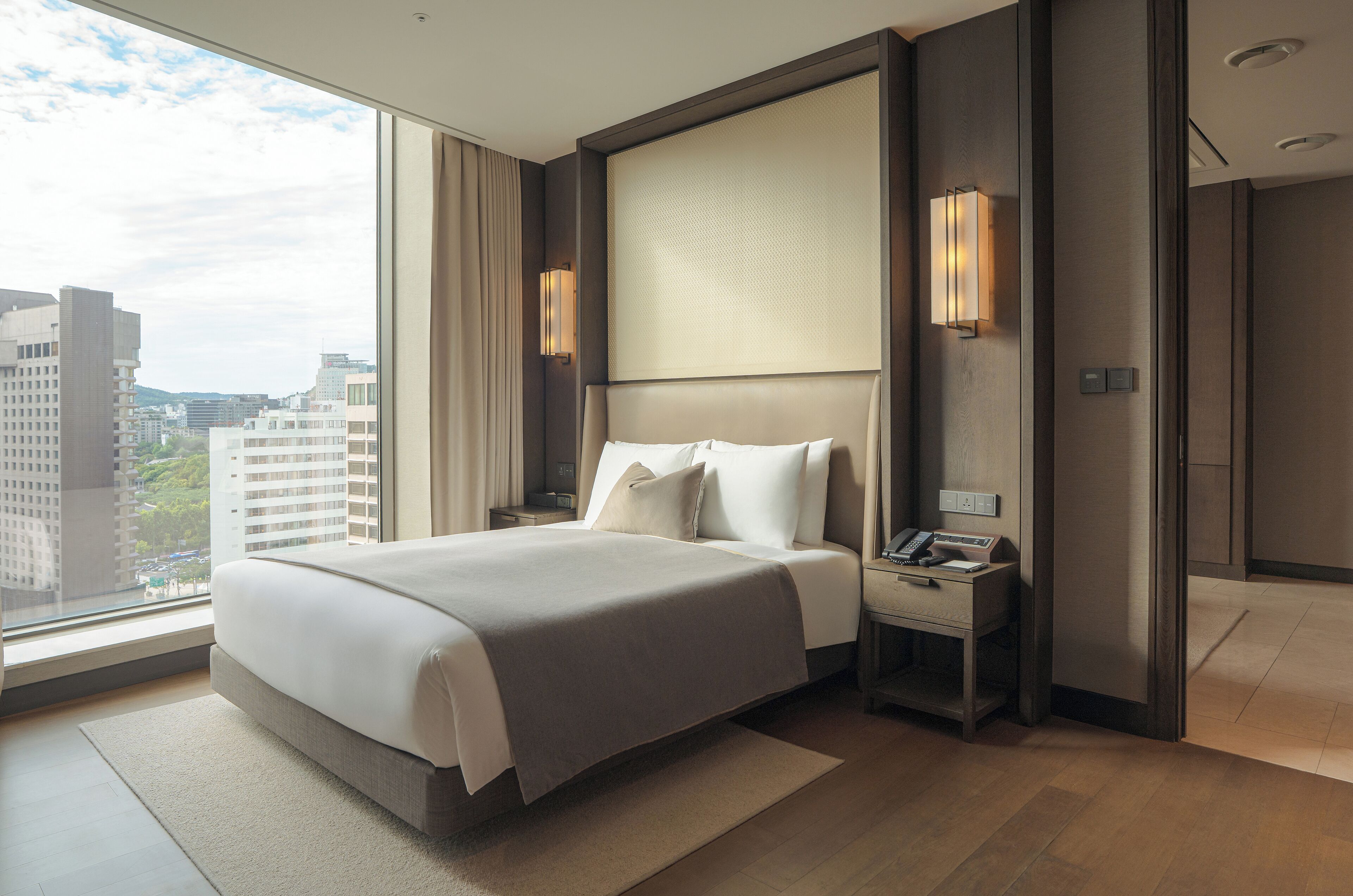 Suite (Park, B) | Hochwertige Bettwaren, Daunenbettdecken, Pillowtop-Betten, Zimmersafe