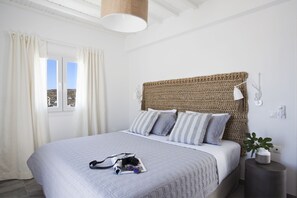 Panoramic Villa, 4 Bedrooms, Bay View | Premium bedding, Select Comfort beds, in-room safe, soundproofing - Mykonostimo Luxury Villas & Apartments (Mykonos)